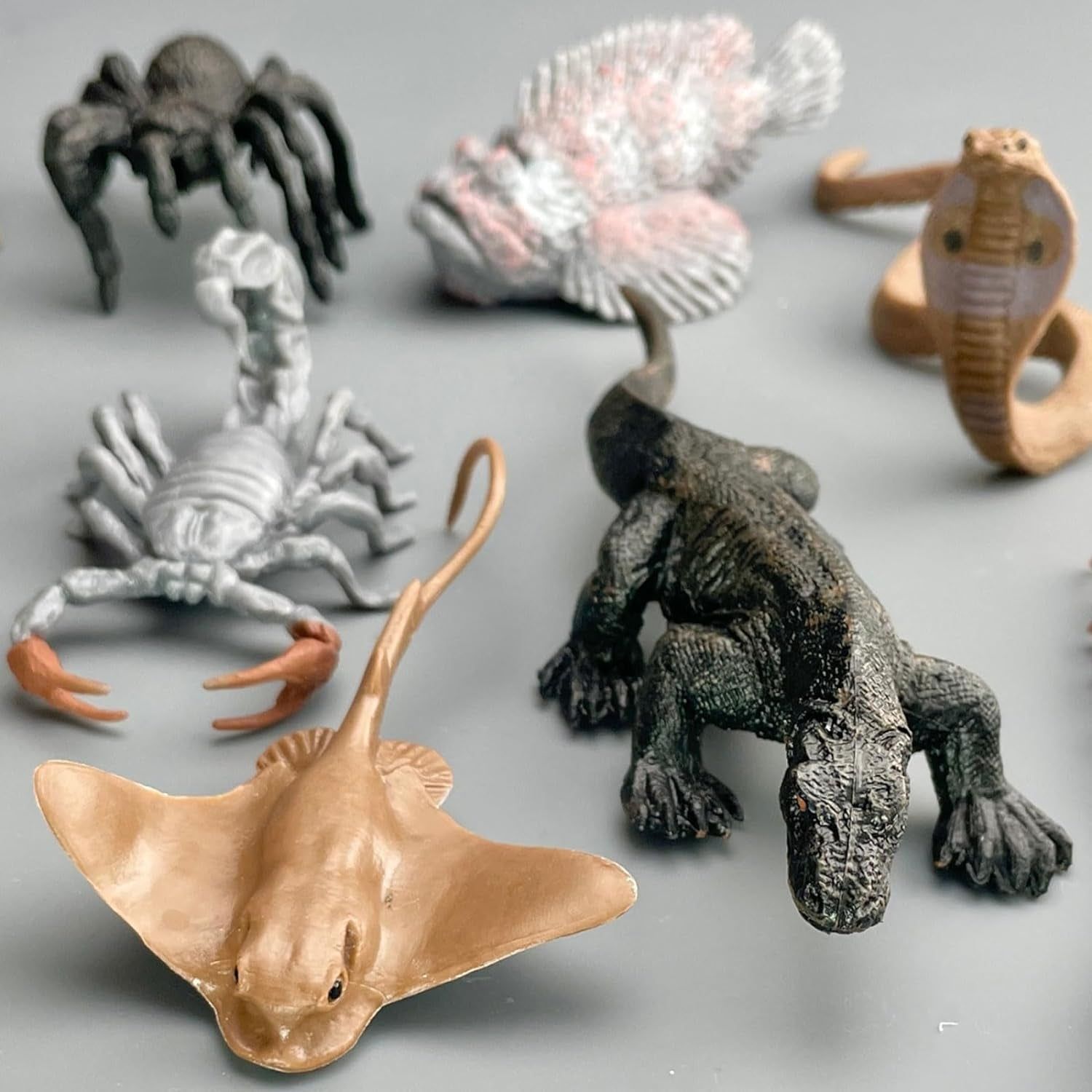 Venomous Creature Miniature Figurines